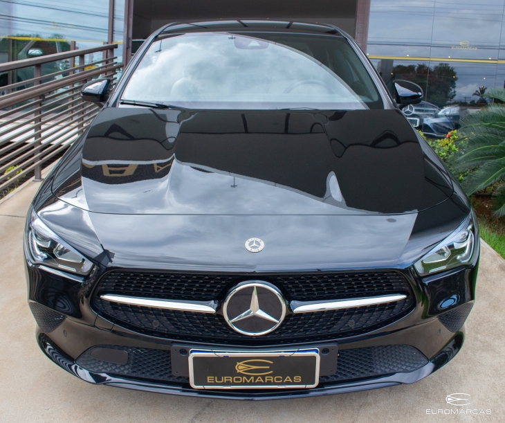 Mercedes Benz CLA 250