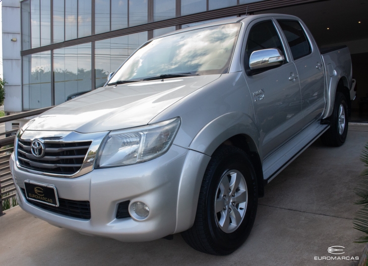 Toyota Hilux CD SRV