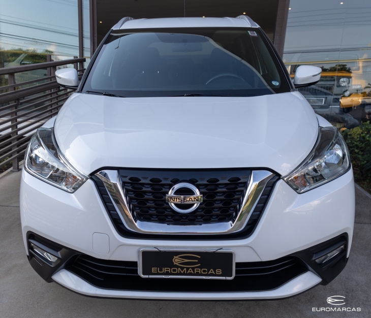 Nissan Kicks SV