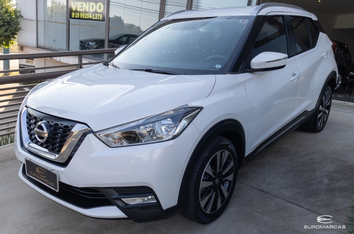 Nissan Kicks SV