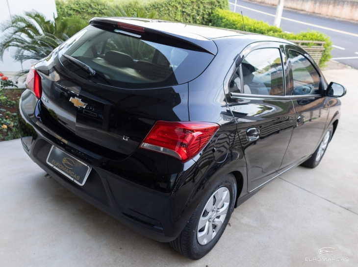 Chevrolet Onix LT