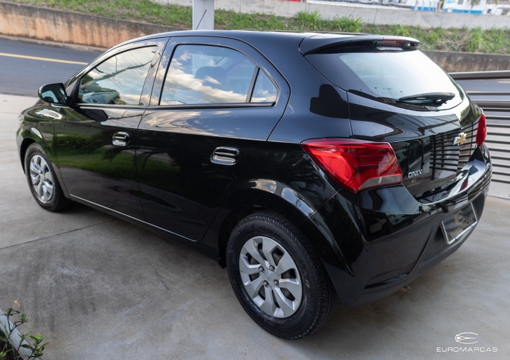 Chevrolet Onix LT