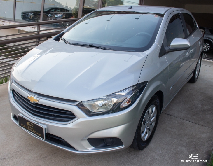 Chevrolet Onix LT