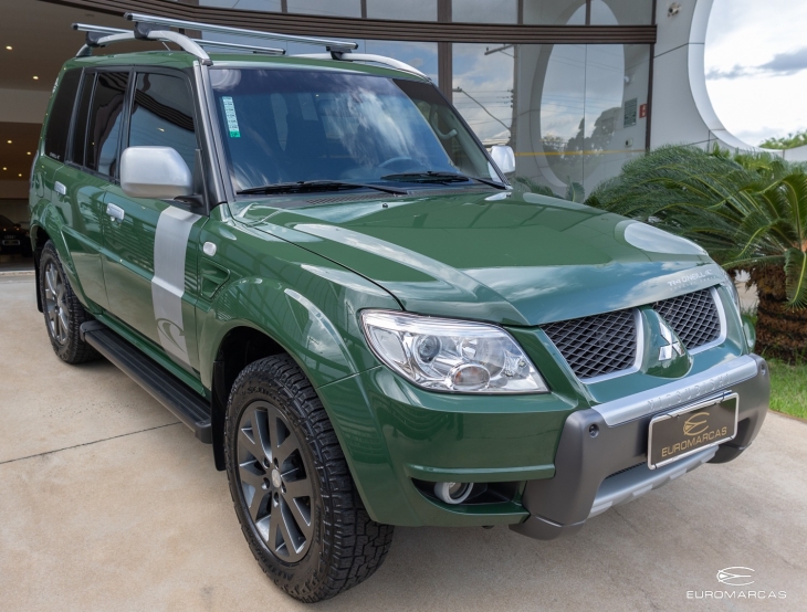 Mitsubishi Pajero TR4 O´Neill 4X4